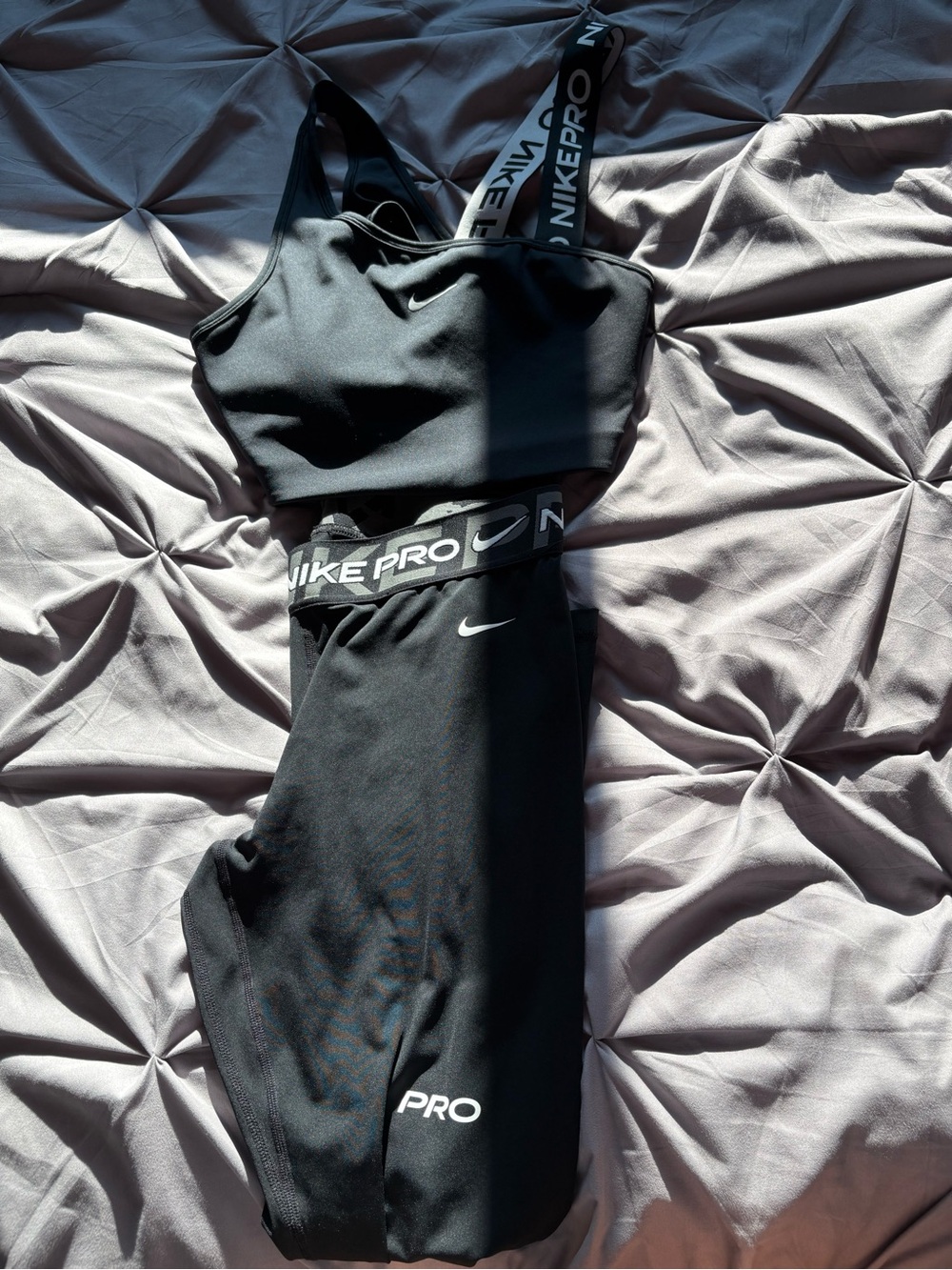 Nike Black Pro Sports Bra and High-Waist Leggings Set